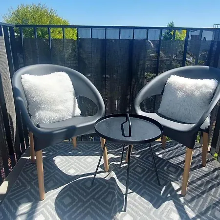 Apartment 20 Minutes From Warsaw With Balcony By Heyrent Appartamento Ozarow Mazowiecki