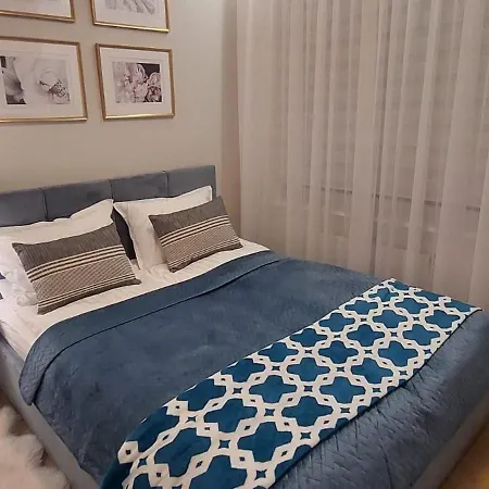 20 Minutes From Warsaw With Balcony By Renters *