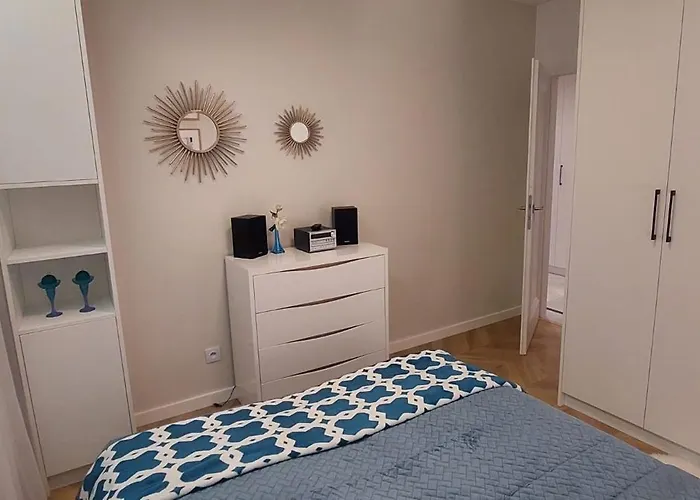 20 Minutes From Warsaw With Balcony By Renters Ozarow Mazowiecki